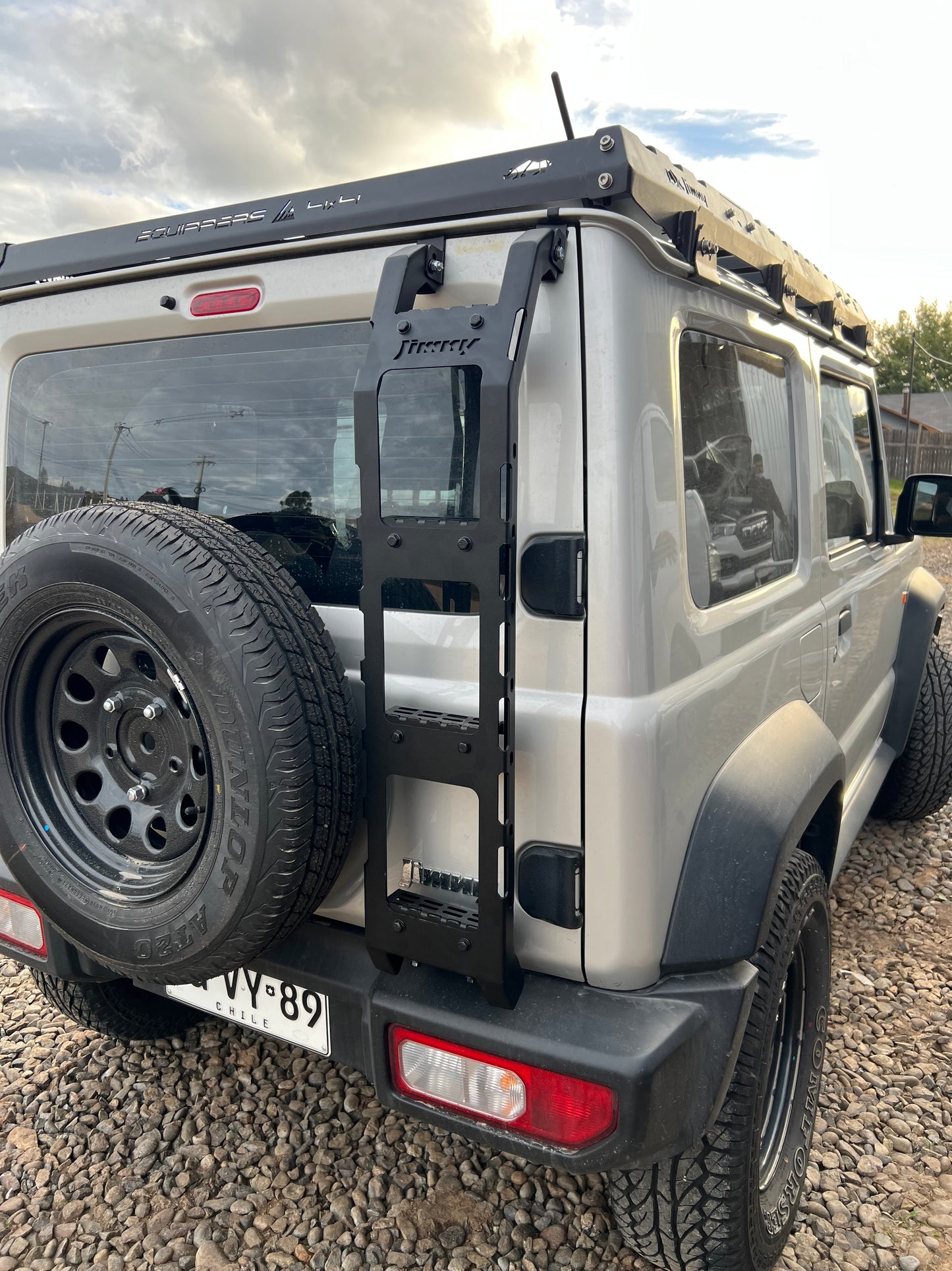 Escalera New Jimny