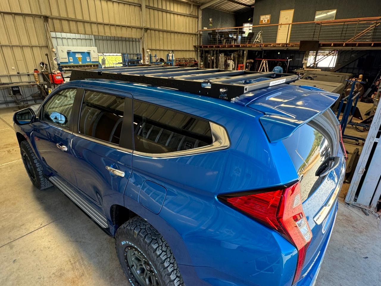 RACK DE TECHO MONTERO SPORT 2025